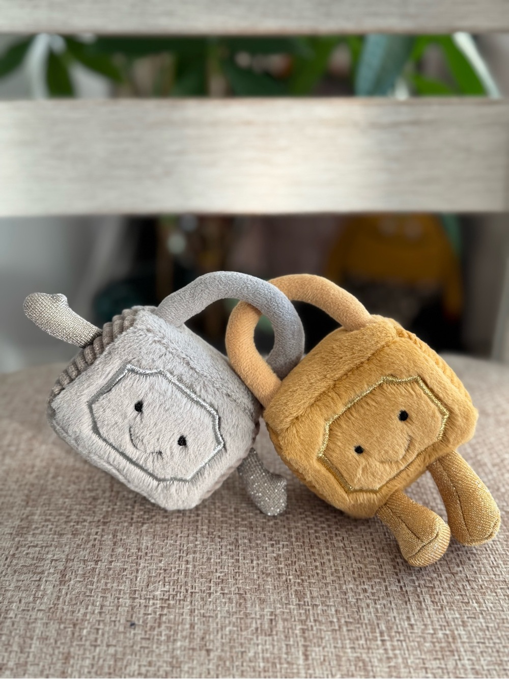 Jellycat Amuseable Love Locks - RETIRED